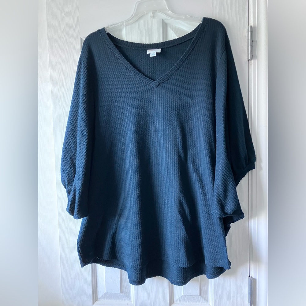 LuLaRoe Renee Top